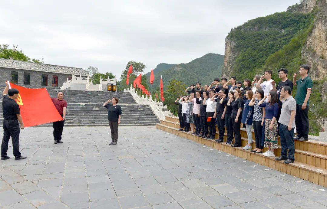 微信图片_20220304152218.jpg 微信图片_20220304152218.jpg