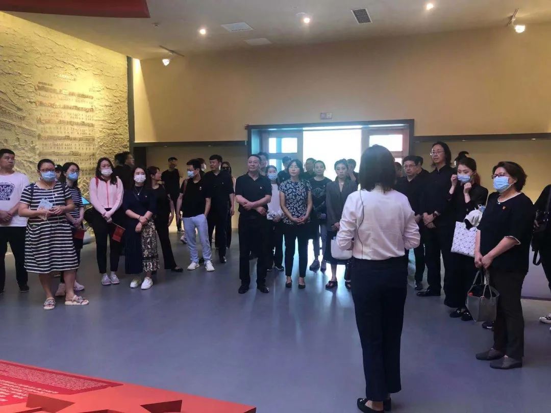 微信图片_20220304152319.jpg 微信图片_20220304152319.jpg