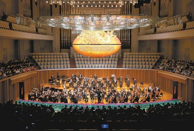 回顾 | 国庆73周年音乐会上演 音乐家奏响对祖国无限深情