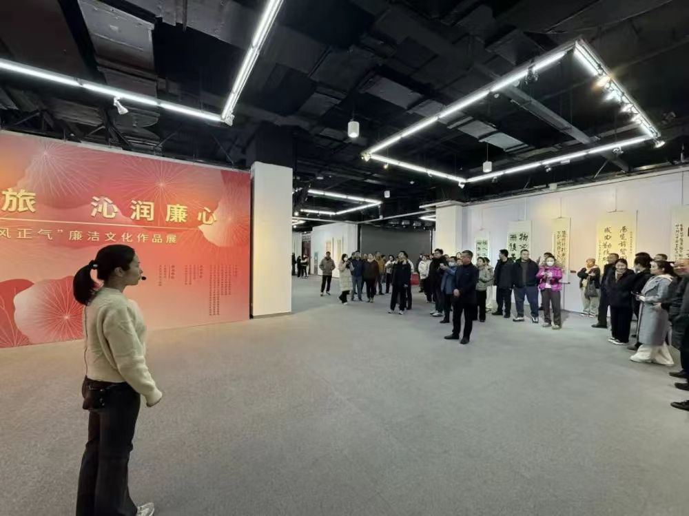 微信图片_20251119093419_629_88.jpg 微信图片_20251119093419_629_88.jpg